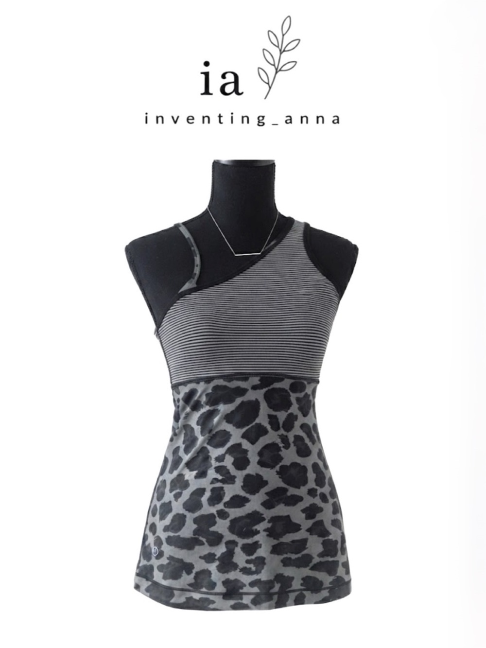 LULULEMON Women’s 2-Piece Gym Workout Set Black Gray Animal Print Striped Top